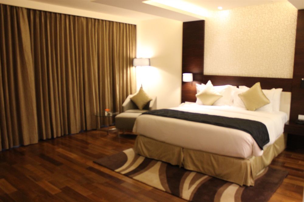Howard Johnson By Wyndham, Hebbal, Bengaluru Kültér fotó
