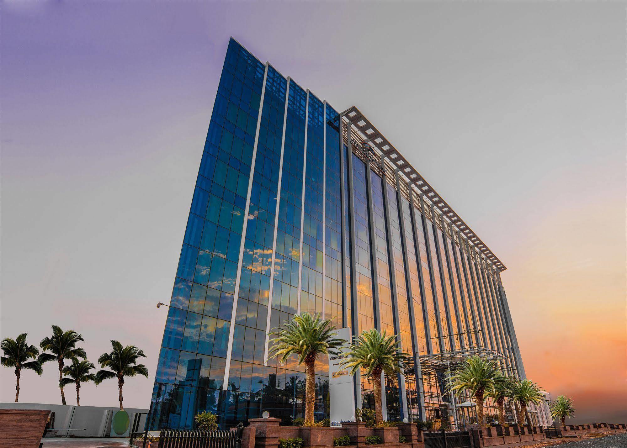 Howard Johnson By Wyndham, Hebbal, Bengaluru Kültér fotó