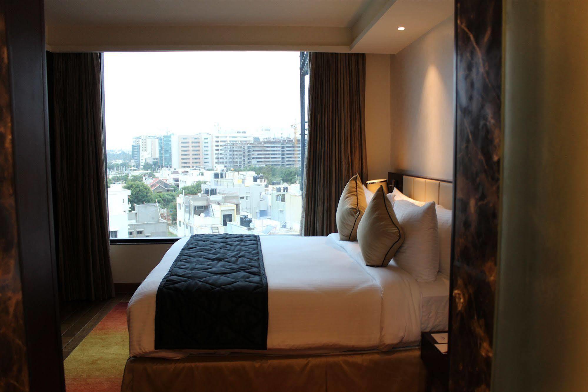 Howard Johnson By Wyndham, Hebbal, Bengaluru Kültér fotó